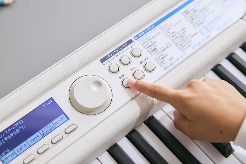 61鍵キーボード（ホワイト） | カシオ | LK-540WE | Joshin web