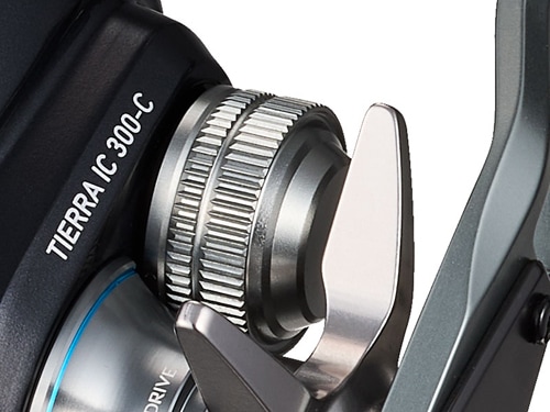 DAIWA（釣り） ダイワ 25 ティエラ IC 300L-C 左ハンドル (2025