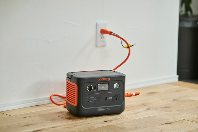 ポータブル電源 288Wh ACコンセント1口USB-C出力搭載 | Jackery
