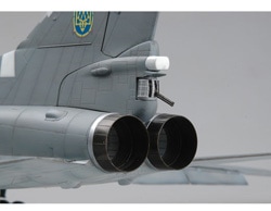 トランペッター 1/72 ソビエト軍 Tu-22M3 バックファイアC プラモデル 2mvetro ソビエト軍 Tu-22M3 バックファイアC (プラモデル) - ホビー