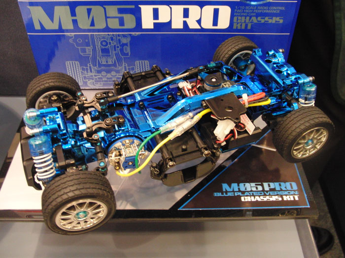 1/10 RC M-05 PRO シャーシキット(ブルーメッキバージョン)【84131