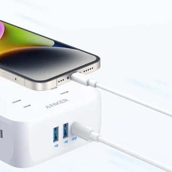 PD 20W対応 AC充電器 AC×8/USB-C×1/USB-Aポート×2（ホワイト） | Anker
