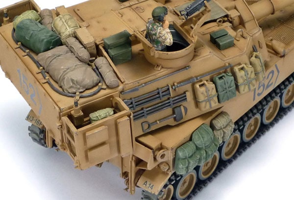 1/35 タミヤ・イタレリNo.12 アメリカ M109A6 パラディン自走砲