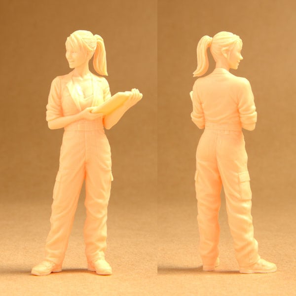 ブリックワークス　マルティナ技士　1/20 台座付き　完成品 ブリックワークス Ma.K. 1/20 女性整備士(B)マルティナ技士 塗装