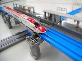 プラレール アドバンス E6系新幹線 連結&amp;立体交差レールセット Amazon.co.jp: プラレール アドバンス E6系新幹線 連結&立体交差
