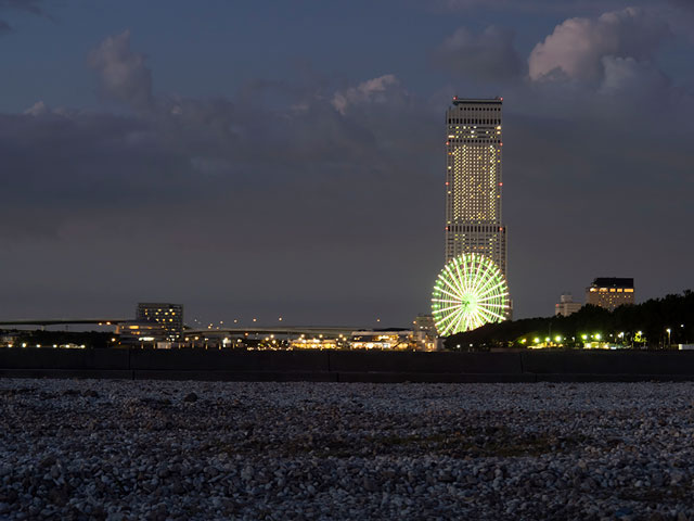 �����Y�F�����Y�FED 12-45mm F4.0 PRO/ �i��Ff5.5 / �V���b�^�[���x�F0.77 / ISO�F400 / �I�o�␳�F0