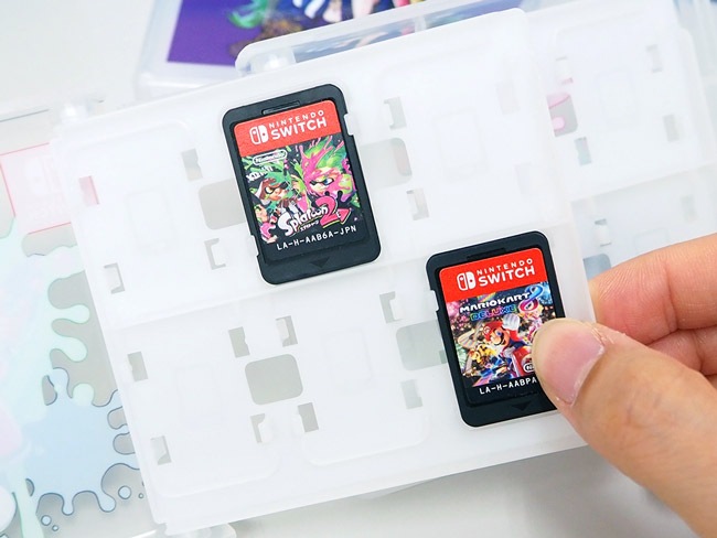 カードポケット24に収納した様子