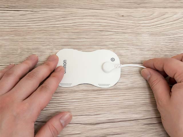 シングルスナップ（白色）を接続