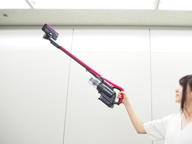 SHARP RACTIVE Air コードレスクリーナー　ECーAR3S 軽快さをとことん突き詰めた「RACTIVE Air」の新モデルを試す