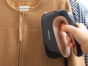 東芝 コードレス衣類スチーマー<br>(レディシュブロンズ) TAS-X4-N