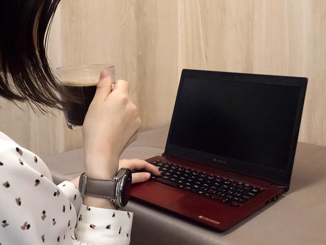 淹れたてのコーヒーでほっと一息