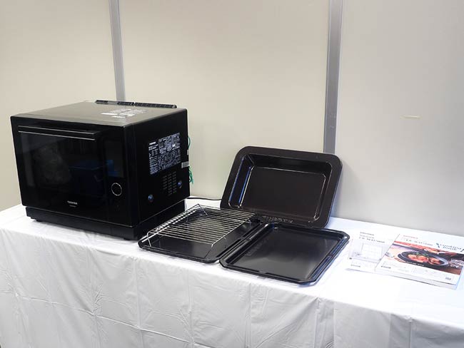△ TOSHIBA ER-WD7000 石窯ドーム　加熱水蒸気オーブンレンジ Amazon.co.jp: 東芝 過熱水蒸気 オーブン レンジ 30L 石窯ドーム