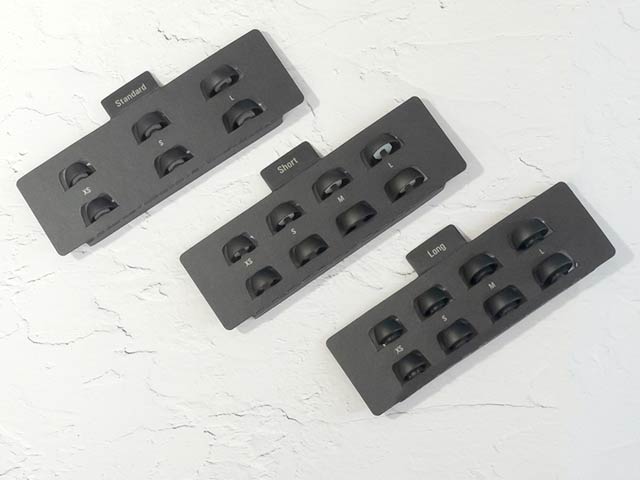 3タイプのイヤーピースが付属