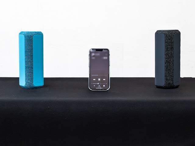 Stereo Pair機能で接続しステレオ再生<br>XE200/300共通