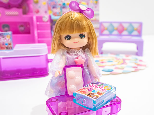 �Ղ�����̒��g(�O�~)�͂킸���ɒe�͂�����܂�