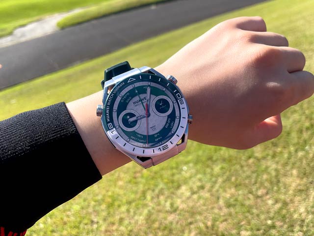 uWATCH Ultimatev̋@\gĂ݂
