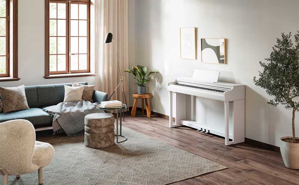CLP-825-WHW