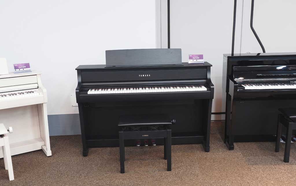 CLP-875