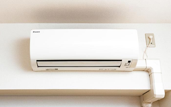 冷・暖房能力(kW)と消費電力(W)をチェック