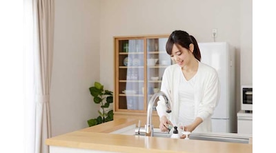 操作性:蓋の種類や圧力表示ピンをチェック