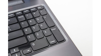 テンキーの有無:数字入力が多いなら検討しよう