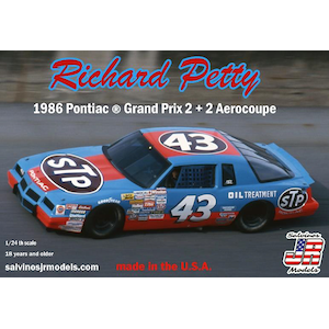 1/24 NASCAR '86年 ポンティアックグランプリ エアロクーペ 2＋2「リチャード・ペティ」【SJMRPGP1986D】