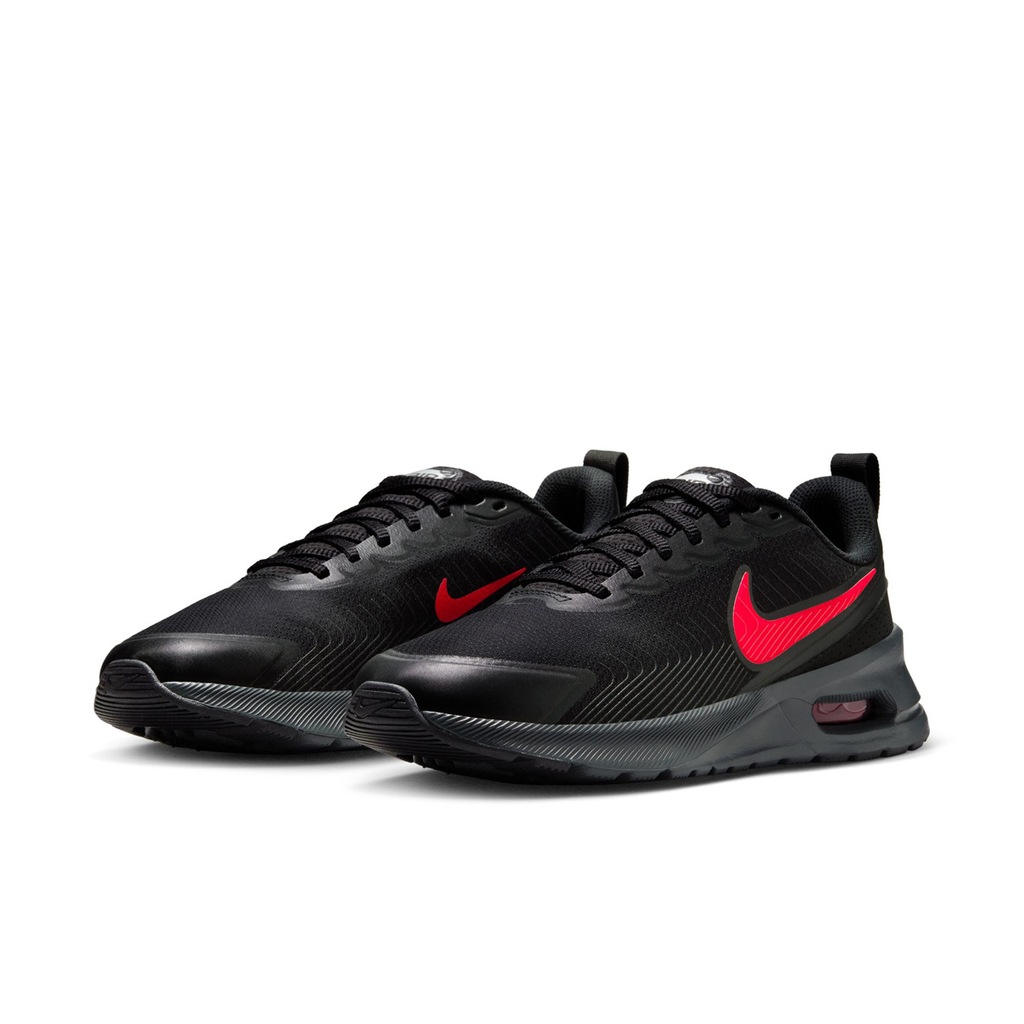 メンズ スニーカー エアマックス ニュアクシス（BLACK/UNIV RED