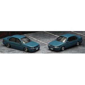 1/64 トヨタ カローラ 1996 AE100 ブルー (RHD)【64B0122】