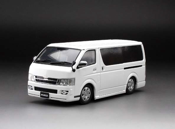 1/24 トヨタ H200 ハイエース バン スーパーGL ホワイト【51011