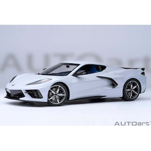 �I�[�g�A�[�g�b1/18 �V�{���[ �R���x�b�g (C8) �X�e�B���O���C Z51 (�O���[�E���^���b�N)�y71284�z�bAUTO 71284 ���ڰ C8 �èݸ�ڲ Z51 ��ڰM