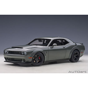 �I�[�g�A�[�g�b1/18 �_�b�W �`�������W���[ SRT �f�[���� �i�O���[�j�y71748�z�bAUTO 71748 �ޯ�� ���ݼެ��ް�� ��ڰ
