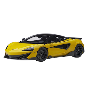 �I�[�g�A�[�g�b1/18 �}�N���[���� 600LT �i�C�G���[�E�p�[���^�J�[�{���E���[�t�j�y76082�z�bAUTO 76082 ϸװ�� 600LT ��۰