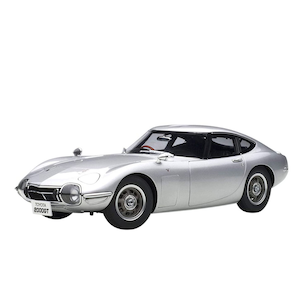 �I�[�g�A�[�g�b�y�Đ��Y�z1/18 �g���^ 2000GT (�V���o�[)�y78752�z�bAa 78752 ��� 2000GT ���ް