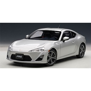 1/18 サイオン FR-S 北米仕様/左ハンドル（スターリング