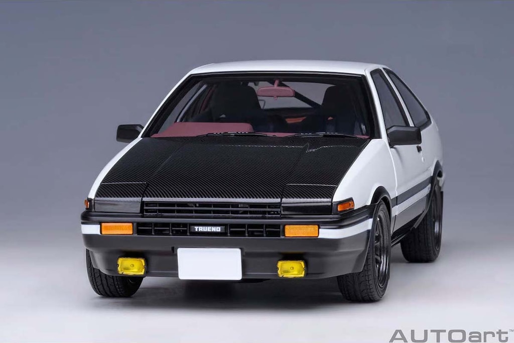 新品未使用1/18 AUTO art トヨタ  トレノ AE86 頭文字D Amazon | AUTOart 1/18 トヨタ スプリンタートレノ (AE86) 頭