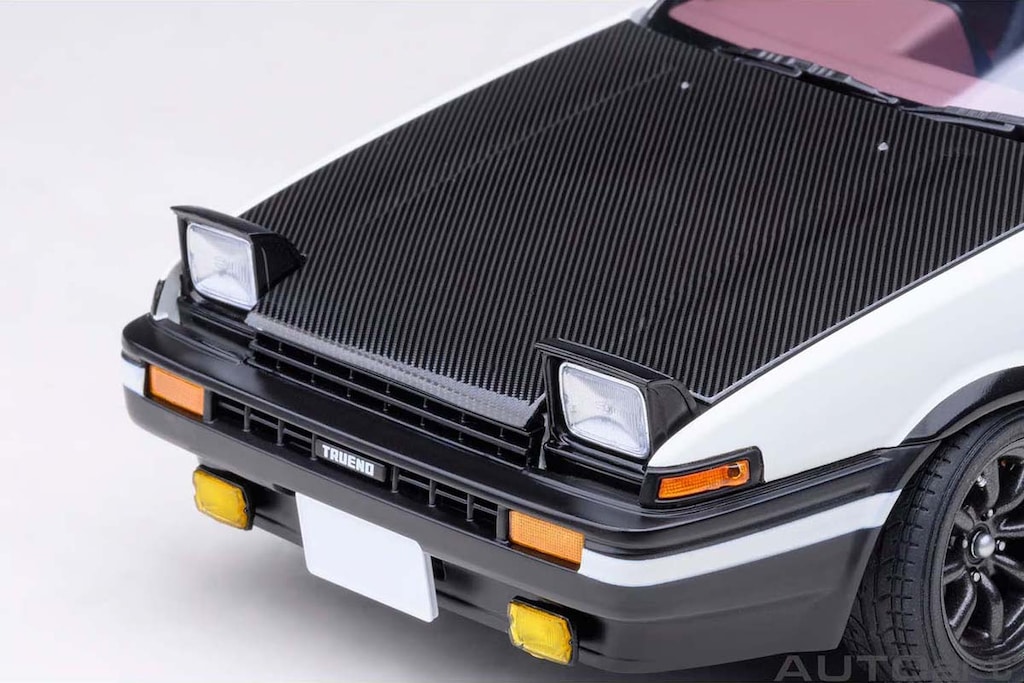 1/18 トヨタ スプリンター トレノ (AE86) 『頭文字 D