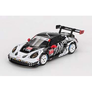 1/64 ポルシェ 911 GT3 R IMSA プチ・ル・マン 2025 #77 AO Racing(左ハンドル)【MGT01143-L】