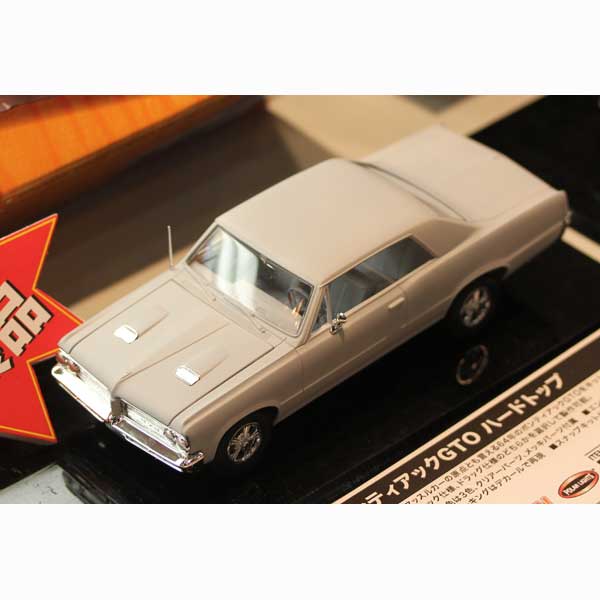 1/25 1964 ポンティアックGTO ハードトップ【POL928