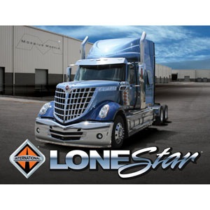 レベル 2010 インターナショナル ローンスター 1:25　新品未開封 2010 インターナショナル ローンスター (プラモデル) - ホビー