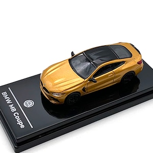 PARA64�b1/64 BMW M8 �N�[�y �Z�C�����S�[���h RHD�yPA-65217�z�bPA-65217 BMW M8 ���� �ް���R