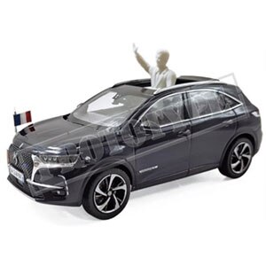 【再生産】1/43 DS 7 クロスバック 大統領公用車 2017 フィギュア付【170012】