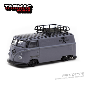 1/64 Volkswagen T1 Panel Van Mean Streets Special Edition with metal oil can and special paper box【T64S-005-FAT】