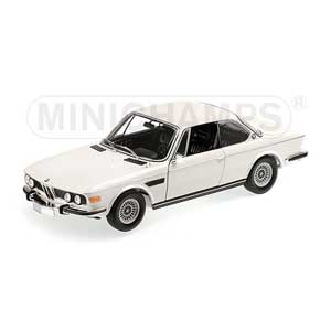 激安通販新作 3.0 BMW 1/18 CSI（E9）クーペ ホワイト【180029026 1972 ミニカー