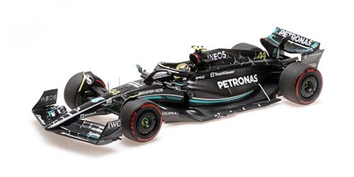 1/18 メルセデス-AMG ペトロナス F1チーム W16 E パフォーマンス 1/18 メルセデス-AMG ペトロナス F1チーム W16 E パフォーマンス
