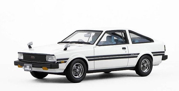 1/43 TOYOTA COROLLA COUPE LEVIN 1979 サンモリッツホワイト
