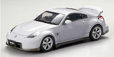 1/43 ニッサン フェアレディ Z バージョンニスモ 2007 (シルバー