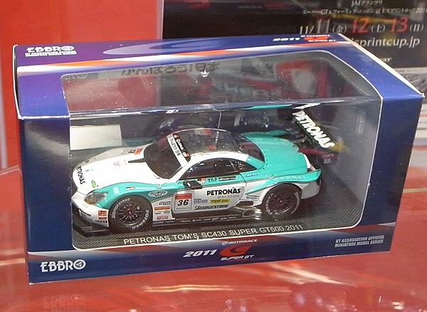 エブロ　スーパーGT　500 ペトロナス　トムス　SC430 チャンピオン Amazon | エブロ 1/43 ペトロナス トムス SC430 2009 #36