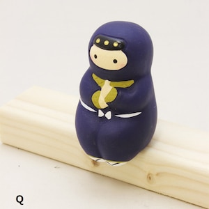���s �����E�R�h�E�b������l�`(�E��)�b019-0320Q