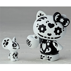 HELLO KITTYハローキティリボルテックブラックスカル リボルテック HELLO KITTY BLACK SKULLver. | 海洋堂 | KI RT