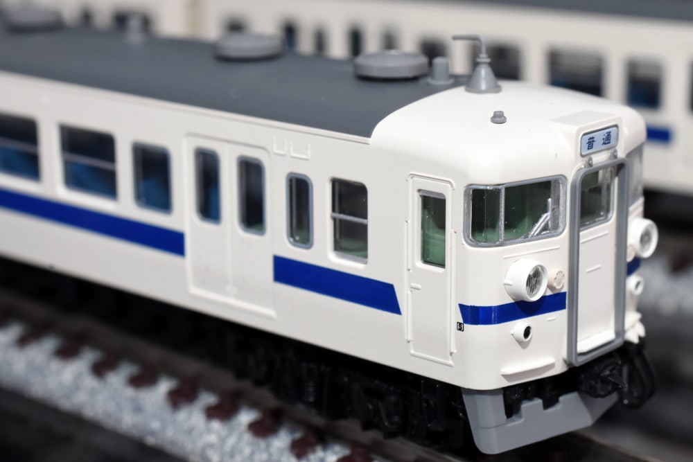 N) 98582 国鉄 401系近郊電車（高運転台・新塗装）基本セット（4
